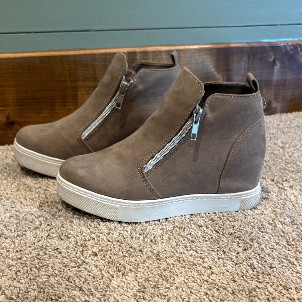 Brown Suede Booties